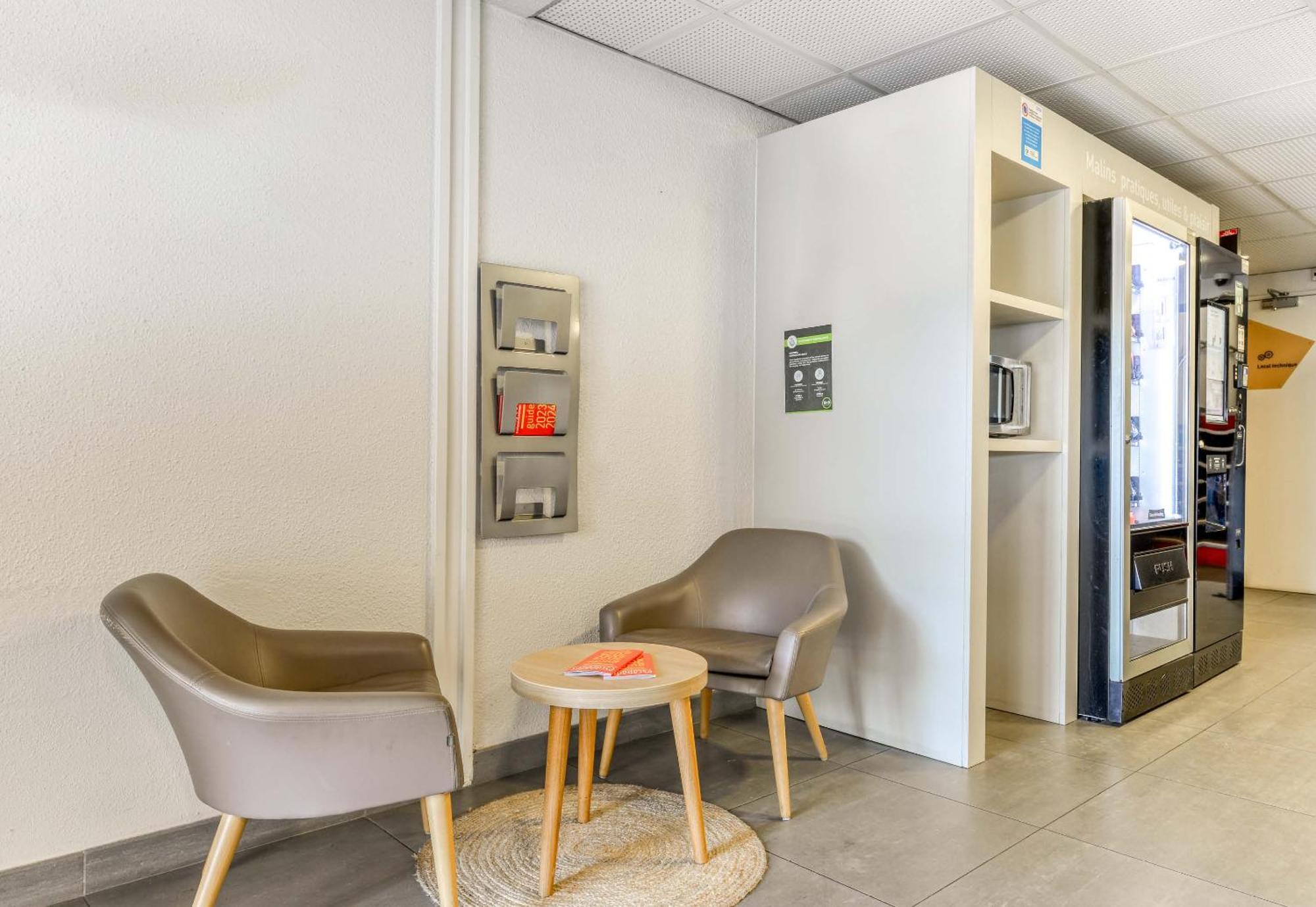 B&B Hotel Narbonne 1 Esterno foto